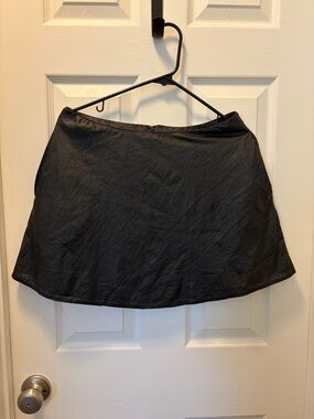 Wet Seal Black Circle Skater Skirt